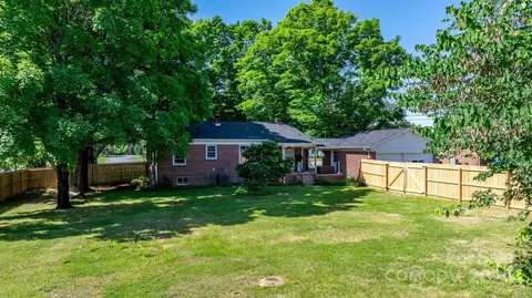 4954 Camp St, Conover, NC 28613 photo 5