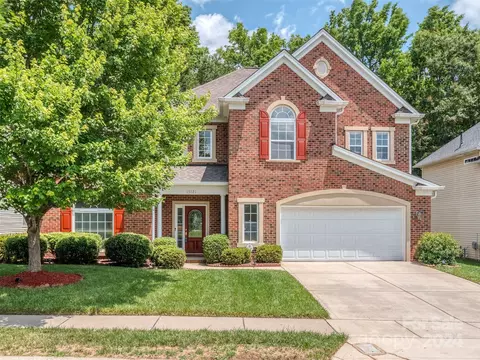 15121 Redwood Valley Ln, Charlotte, NC 28277