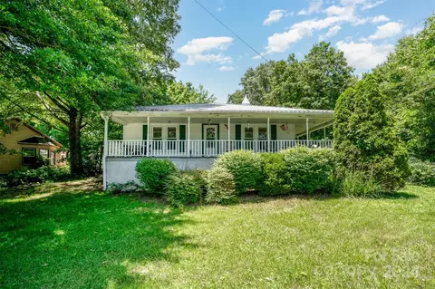 278 Asheville St, Morganton, NC 28655