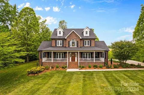 217 Southview Dr, Statesville, NC 28677