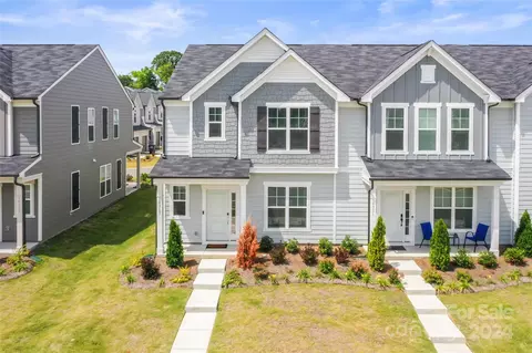 16317 Leading St, Charlotte, NC 28273