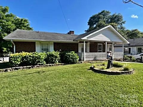 411 Lincoln St, Belmont, NC 28012