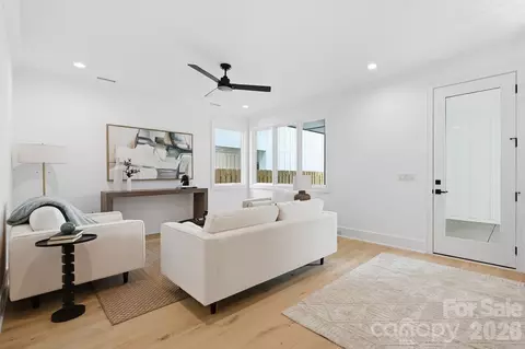 Living - 610 Walnut St, Davidson, NC 28036 photo 7 of 8