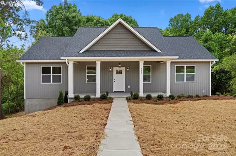 480 Summit Ave, Statesville, NC 28677