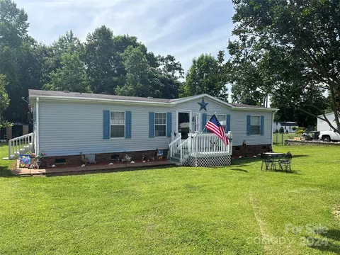 838 Bethesda Rd, Statesville, NC 28677