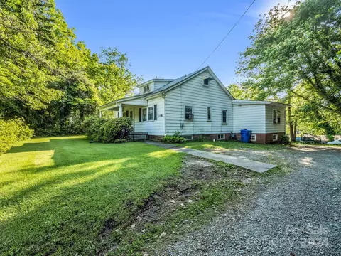 1386 Asheville Hwy, Brevard, NC 28712