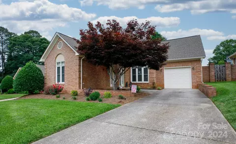 1539 Herlong Ct, Rock Hill, SC 29732