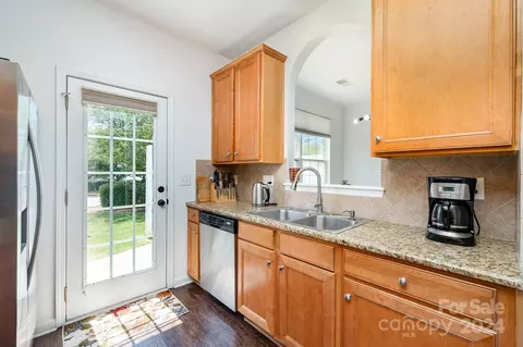 1912 Travertine Ln, Fort Mill, SC 29708 photo 6