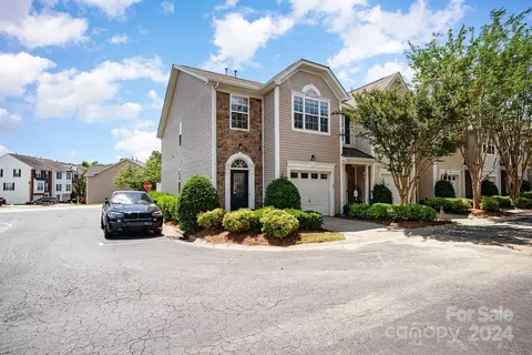 1912 Travertine Ln, Fort Mill, SC 29708 photo 2