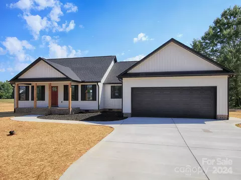 2664 Mt Olive Church 2 Rd #2, Newton, NC 28658