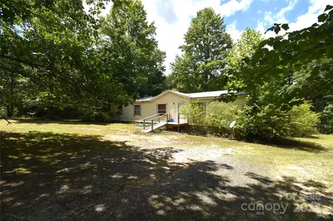 6596 Maple Grove Ave, Connelly Springs, NC 28612
