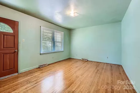 Living - 514 Westside Ter, Davidson, NC 28036 photo 1 of 1