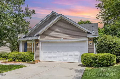 15103 Superior St, Charlotte, NC 28273