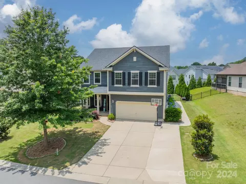 6070 Drave Ln, Fort Mill, SC 29715