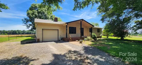 5006 Sisk Hill Rd, Vale, NC 28168