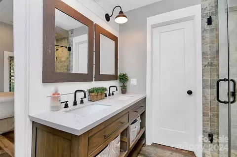 Bath - 13520 Rocky River E Rd E, Davidson, NC 28036 photo 2 of 3