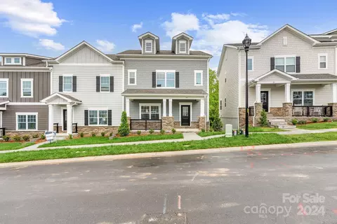 59 Walnut Springs 20-a Dr #20-A, Asheville, NC 28804