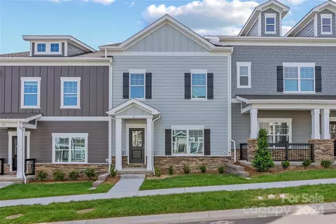 61 Walnut Springs 20-b Dr #20-B, Asheville, NC 28804