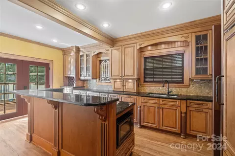 Kitchen - 701 Lancaster Ave, Monroe, NC 28112 photo 2 of 3