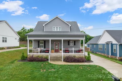 510 Standpipe Hl, Cramerton, NC 28032