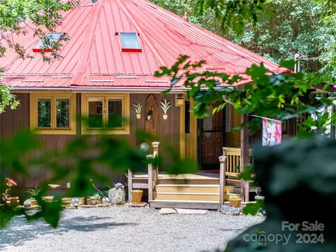 Exterior - 19 Winter Ln, Clyde, NC 28721 photo 2 of 19
