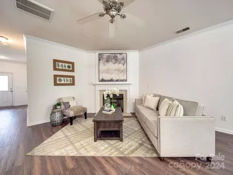 1905 Travertine Ln, Fort Mill, SC 29708 photo 6