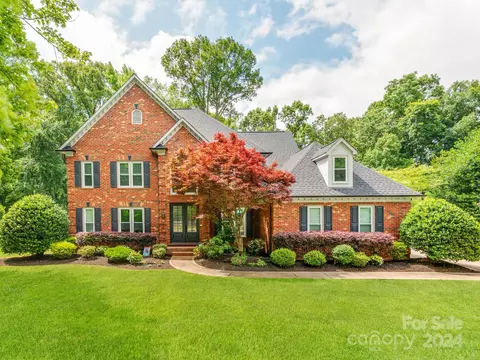 13027 Darby Chase Dr, Charlotte, NC 28277