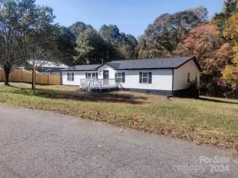 4497 Bouy Ln, Denver, NC 28037