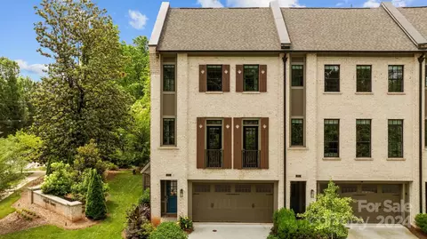 2942 Hillside Springs Dr, Charlotte, NC 28209