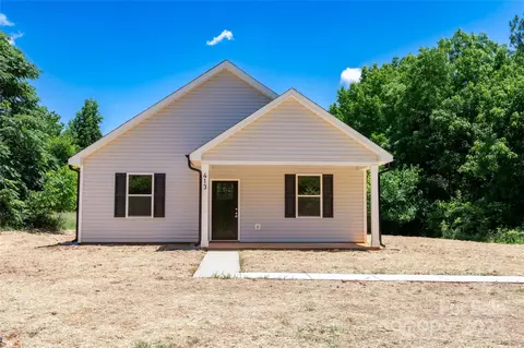 413 E Broad St, Salisbury, NC 28144 photo 3