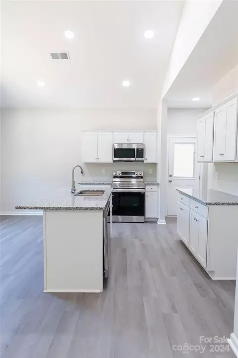 413 E Broad St, Salisbury, NC 28144 photo 9