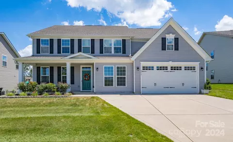 2155 Stone Pile Dr, Concord, NC 28025