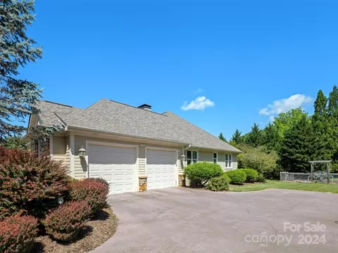 4 Walnut Ln, Fletcher, NC 28732 photo 44