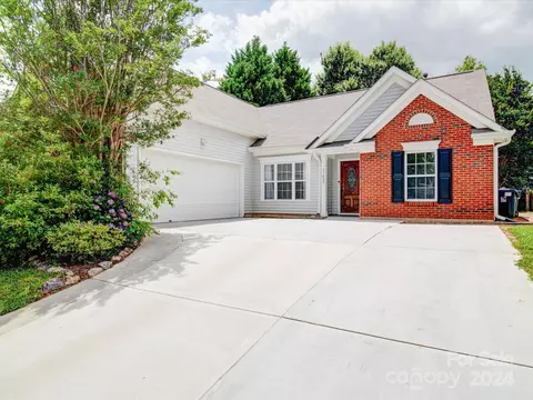 13425 Philip Michael Rd, Huntersville, NC 28078