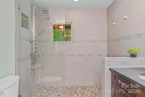62 Chestnut Forest Rd, Fairview, NC 28730 photo 16