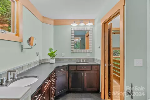 62 Chestnut Forest Rd, Fairview, NC 28730 photo 15