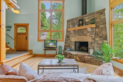 62 Chestnut Forest Rd, Fairview, NC 28730 photo 10