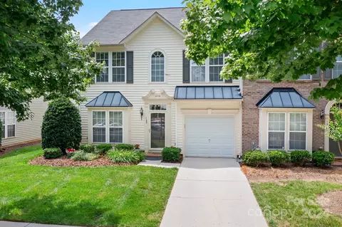 135 Beverly Chase Ln, Mooresville, NC 28117