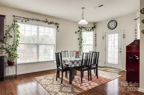 819 Bridge View Ct, Fort Mill, SC 29708 photo 9