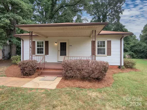 1428 Reid St, Statesville, NC 28677
