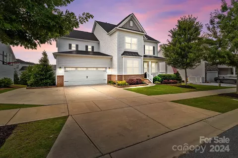 9521 Hightower Oak St, Huntersville, NC 28078