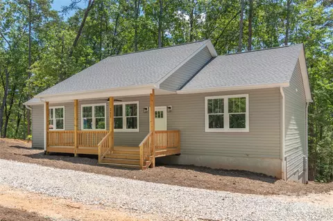 213 Sunny St, Marion, NC 28752
