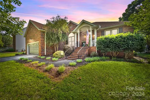 2920 Colony Woods Dr, Gastonia, NC 28054