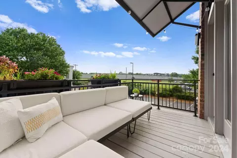 412 E 33rd St, Charlotte, NC 28205 photo 14