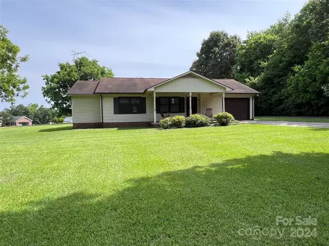 9005 Overcash Rd, Concord, NC 28027 photo 2
