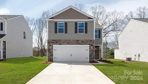 1230 37th Avenue Ne Ln NE, Hickory, NC 28601