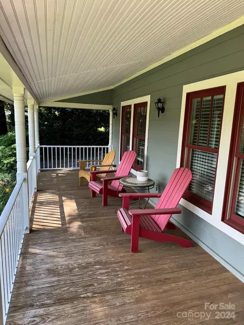Exterior - 63 Whitney Ave, Tryon, NC 28782 photo 3 of 8