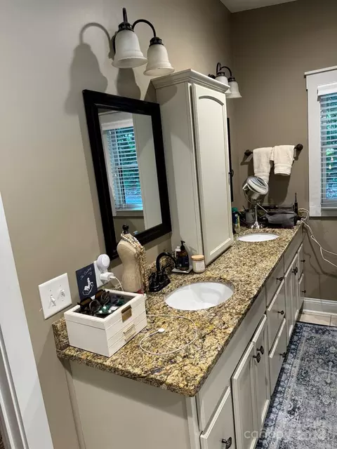 Bath - 63 Whitney Ave, Tryon, NC 28782 photo 3 of 4