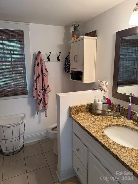 Bath - 63 Whitney Ave, Tryon, NC 28782 photo 4 of 4