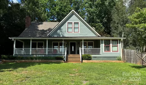 63 Whitney Ave, Tryon, NC 28782